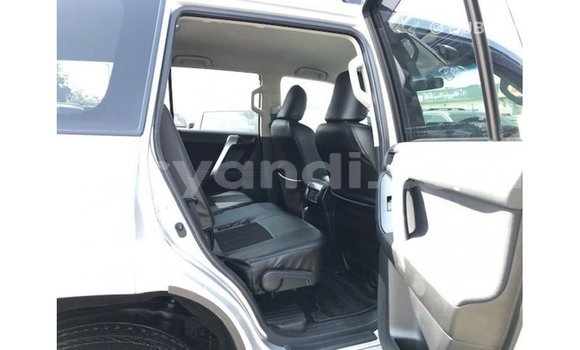 Acheter Import Voiture Toyota Prado Autre à Import - Dubai, Zambie Acheter Import Voiture Toyota Prado Autre à Import - Dubai, Zambie