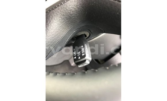 Acheter Import Voiture Toyota Land Cruiser Blanc à Import - Dubai, Zambie Acheter Import Voiture Toyota Land Cruiser Blanc à Import - Dubai, Zambie