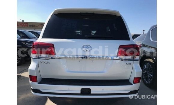Buy Import Toyota Land Cruiser White Car in Import - Dubai in Zambia Buy Import Toyota Land Cruiser White Car in Import - Dubai in Zambia