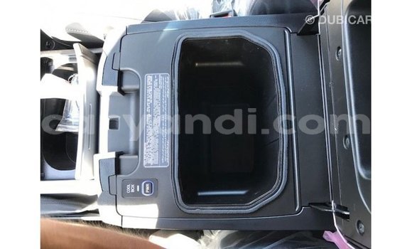 Buy Import Toyota Land Cruiser White Car in Import - Dubai in Zambia Buy Import Toyota Land Cruiser White Car in Import - Dubai in Zambia