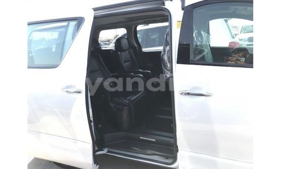 Nunua Imported Toyota Vellfire Nyeupe Gari ndani ya Import - Dubai nchini Zambia Nunua Imported Toyota Vellfire Nyeupe Gari ndani ya Import - Dubai nchini Zambia