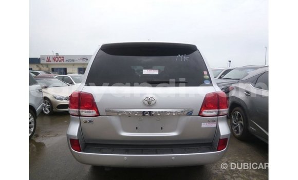 Nunua Imported Toyota Land Cruiser Nyingine Gari ndani ya Import - Dubai nchini Zambia Nunua Imported Toyota Land Cruiser Nyingine Gari ndani ya Import - Dubai nchini Zambia