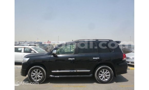 Nunua Imported Toyota Land Cruiser Nyeusi Gari ndani ya Import - Dubai nchini Zambia Nunua Imported Toyota Land Cruiser Nyeusi Gari ndani ya Import - Dubai nchini Zambia