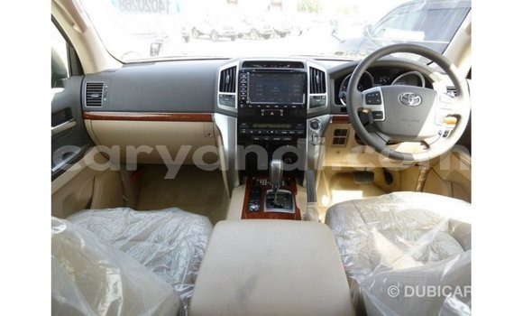 Nunua Imported Toyota Land Cruiser Nyeusi Gari ndani ya Import - Dubai nchini Zambia Nunua Imported Toyota Land Cruiser Nyeusi Gari ndani ya Import - Dubai nchini Zambia