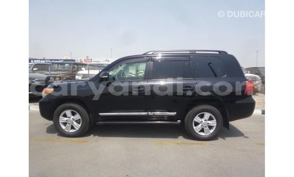 Nunua Imported Toyota Land Cruiser Nyeusi Gari ndani ya Import - Dubai nchini Zambia Nunua Imported Toyota Land Cruiser Nyeusi Gari ndani ya Import - Dubai nchini Zambia