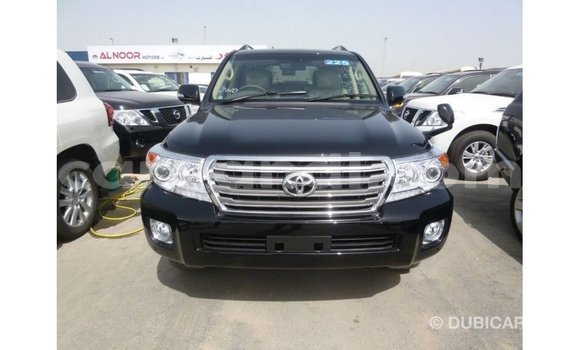 Tenga Imported Toyota Land Cruiser Nhema Mota in Import - Dubai in Zambia Tenga Imported Toyota Land Cruiser Nhema Mota in Import - Dubai in Zambia