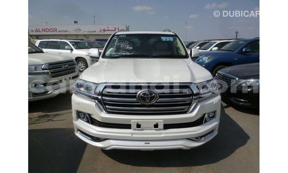 Buy Import Toyota Land Cruiser White Car in Import - Dubai in Zambia Buy Import Toyota Land Cruiser White Car in Import - Dubai in Zambia