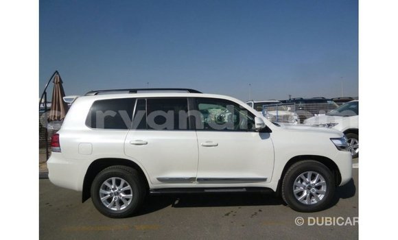Buy Import Toyota Land Cruiser White Car in Import - Dubai in Zambia Buy Import Toyota Land Cruiser White Car in Import - Dubai in Zambia