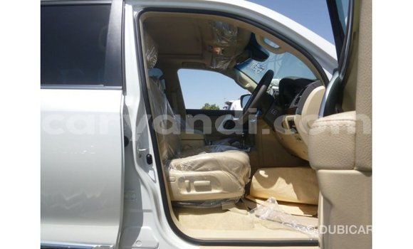 Buy Import Toyota Land Cruiser White Car in Import - Dubai in Zambia Buy Import Toyota Land Cruiser White Car in Import - Dubai in Zambia