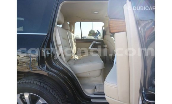 Nunua Imported Toyota Land Cruiser Nyeusi Gari ndani ya Import - Dubai nchini Zambia Nunua Imported Toyota Land Cruiser Nyeusi Gari ndani ya Import - Dubai nchini Zambia
