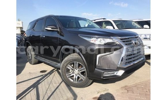 Nunua Imported Toyota Fortuner Nyingine Gari ndani ya Import - Dubai nchini Zambia Nunua Imported Toyota Fortuner Nyingine Gari ndani ya Import - Dubai nchini Zambia