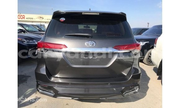 Nunua Imported Toyota Fortuner Nyingine Gari ndani ya Import - Dubai nchini Zambia Nunua Imported Toyota Fortuner Nyingine Gari ndani ya Import - Dubai nchini Zambia