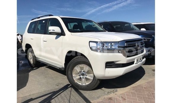Acheter Import Voiture Toyota Land Cruiser Blanc à Import - Dubai, Zambie Acheter Import Voiture Toyota Land Cruiser Blanc à Import - Dubai, Zambie