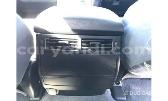 Acheter Import Voiture Toyota Land Cruiser Blanc à Import - Dubai, Zambie Acheter Import Voiture Toyota Land Cruiser Blanc à Import - Dubai, Zambie