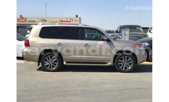 Nunua Imported Toyota Land Cruiser Nyingine Gari ndani ya Import - Dubai nchini Zambia Nunua Imported Toyota Land Cruiser Nyingine Gari ndani ya Import - Dubai nchini Zambia