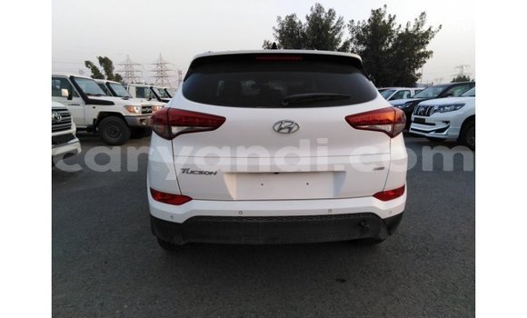 Buy Import Hyundai Tucson White Car in Import - Dubai in Zambia Buy Import Hyundai Tucson White Car in Import - Dubai in Zambia