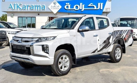 Acheter Import Voiture Mitsubishi L200 Blanc à Import - Dubai, Zambie Acheter Import Voiture Mitsubishi L200 Blanc à Import - Dubai, Zambie