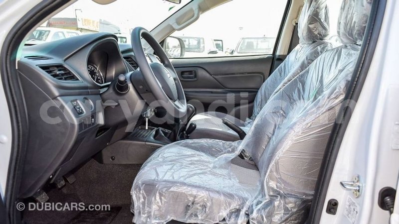 Big with watermark mitsubishi l200 zambia import dubai 10633