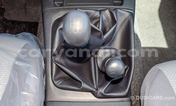 Acheter Import Voiture Mitsubishi L200 Blanc à Import - Dubai, Zambie Acheter Import Voiture Mitsubishi L200 Blanc à Import - Dubai, Zambie