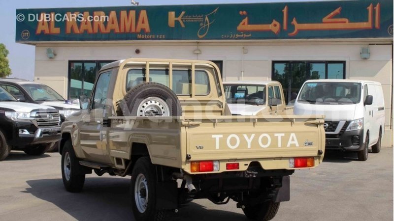 Big with watermark toyota land cruiser zambia import dubai 10634