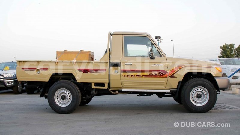 Big with watermark toyota land cruiser zambia import dubai 10636