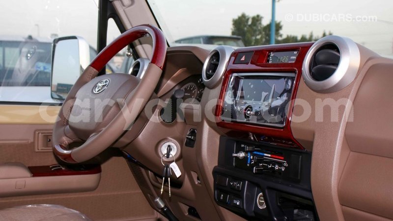 Big with watermark toyota land cruiser zambia import dubai 10636