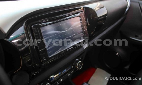 Acheter Import Voiture Toyota Hilux Autre à Import - Dubai, Zambie Acheter Import Voiture Toyota Hilux Autre à Import - Dubai, Zambie
