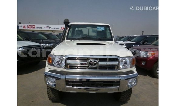 Buy Import Toyota Land Cruiser White Car in Import - Dubai in Zambia Buy Import Toyota Land Cruiser White Car in Import - Dubai in Zambia