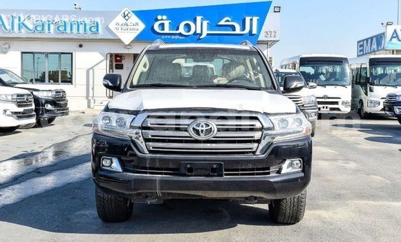 Acheter Import Voiture Toyota Land Cruiser Noir à Import - Dubai, Zambie Acheter Import Voiture Toyota Land Cruiser Noir à Import - Dubai, Zambie