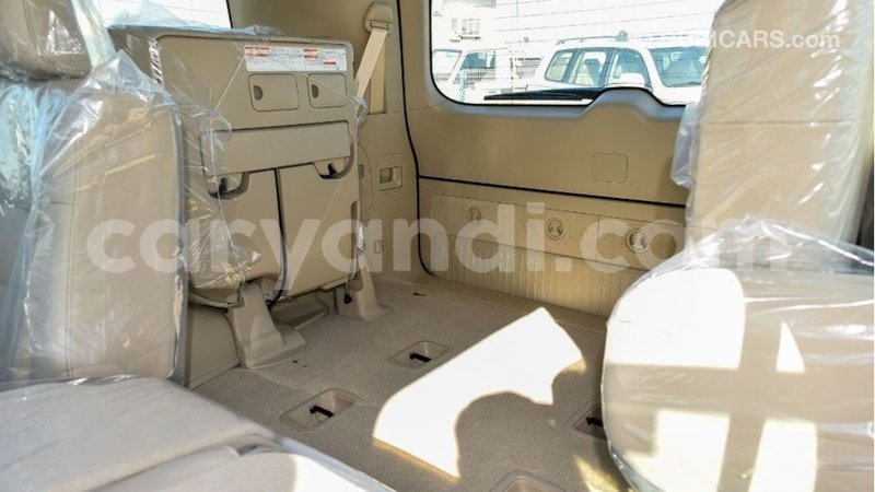 Big with watermark toyota land cruiser zambia import dubai 10640