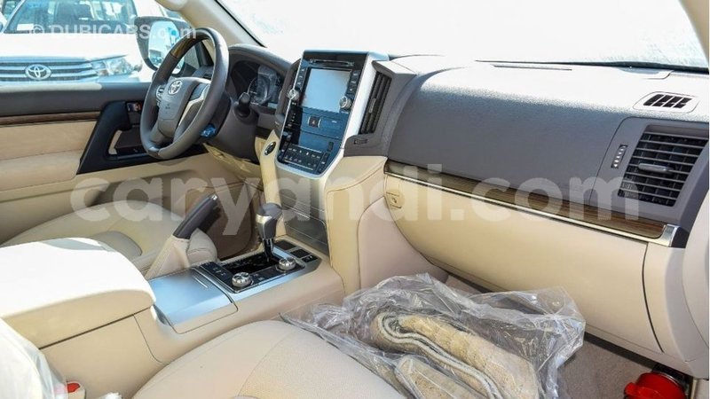 Big with watermark toyota land cruiser zambia import dubai 10640