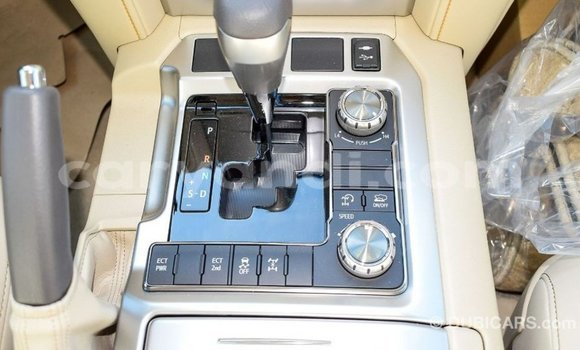 Acheter Import Voiture Toyota Land Cruiser Noir à Import - Dubai, Zambie Acheter Import Voiture Toyota Land Cruiser Noir à Import - Dubai, Zambie