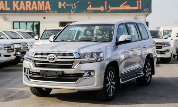 Acheter Import Voiture Toyota Land Cruiser Autre à Import - Dubai, Zambie Acheter Import Voiture Toyota Land Cruiser Autre à Import - Dubai, Zambie