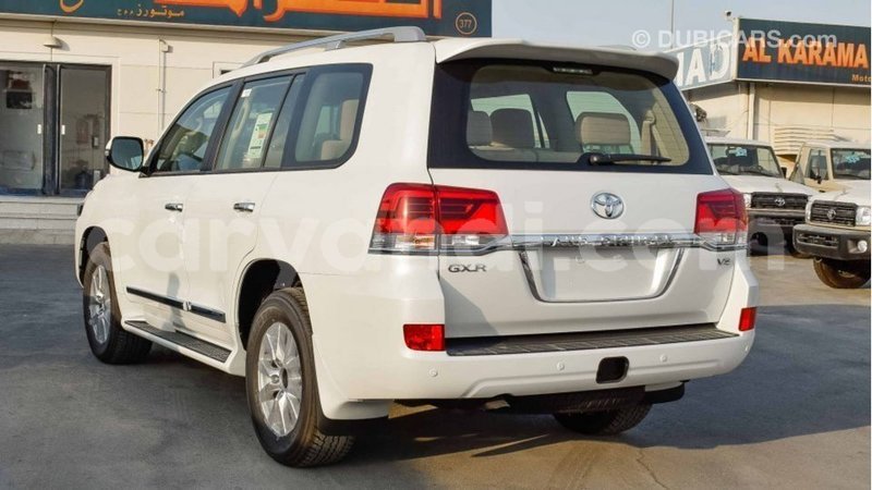Big with watermark toyota land cruiser zambia import dubai 10643