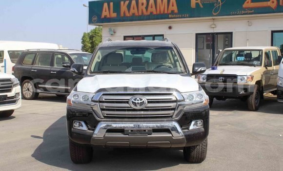 Acheter Import Voiture Toyota Land Cruiser Noir à Import - Dubai, Zambie Acheter Import Voiture Toyota Land Cruiser Noir à Import - Dubai, Zambie
