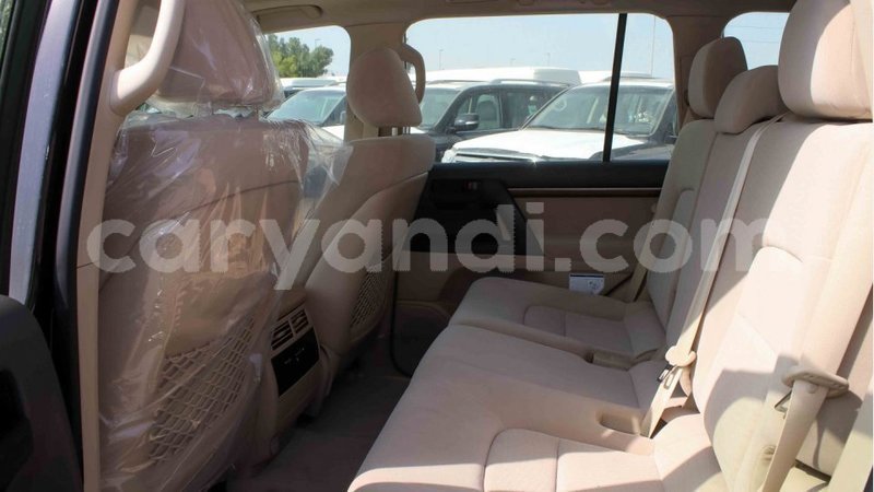 Big with watermark toyota land cruiser zambia import dubai 10646