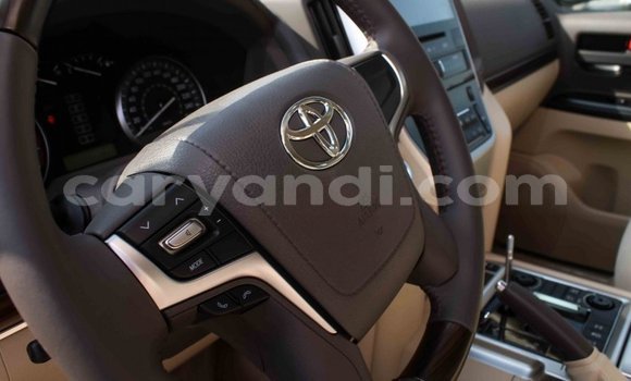 Acheter Import Voiture Toyota Land Cruiser Noir à Import - Dubai, Zambie Acheter Import Voiture Toyota Land Cruiser Noir à Import - Dubai, Zambie