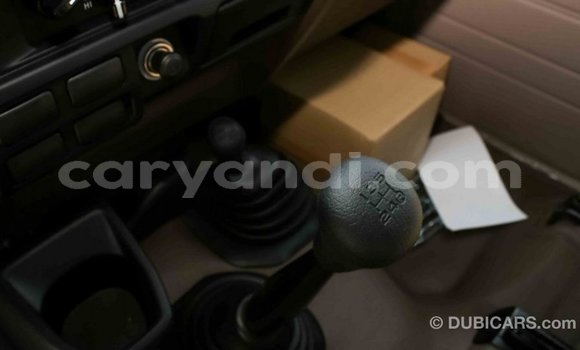 Acheter Import Voiture Toyota Land Cruiser Beige à Import - Dubai, Zambie Acheter Import Voiture Toyota Land Cruiser Beige à Import - Dubai, Zambie