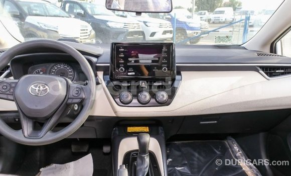 Acheter Import Voiture Toyota Corolla Blanc à Import - Dubai, Zambie Acheter Import Voiture Toyota Corolla Blanc à Import - Dubai, Zambie