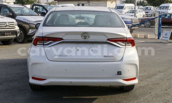 Acheter Import Voiture Toyota Corolla Blanc à Import - Dubai, Zambie Acheter Import Voiture Toyota Corolla Blanc à Import - Dubai, Zambie