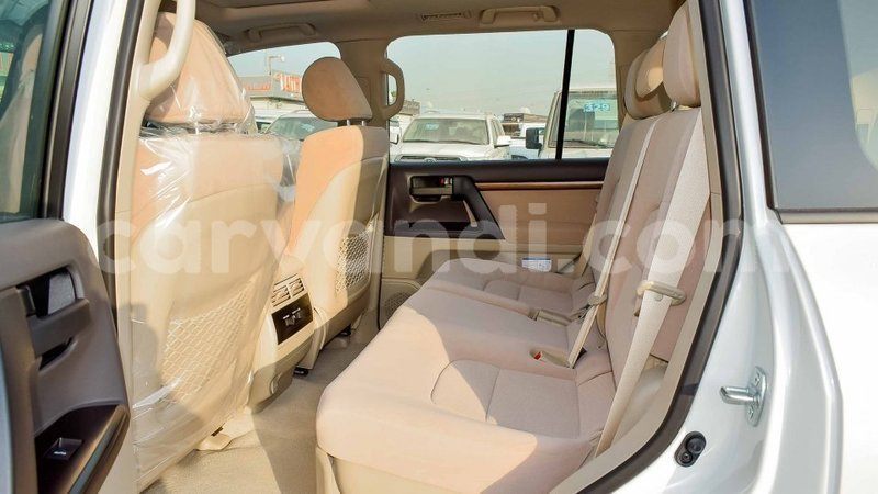 Big with watermark toyota land cruiser zambia import dubai 10650