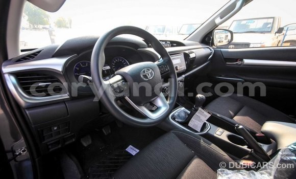 Acheter Import Voiture Toyota Hilux Autre à Import - Dubai, Zambie Acheter Import Voiture Toyota Hilux Autre à Import - Dubai, Zambie