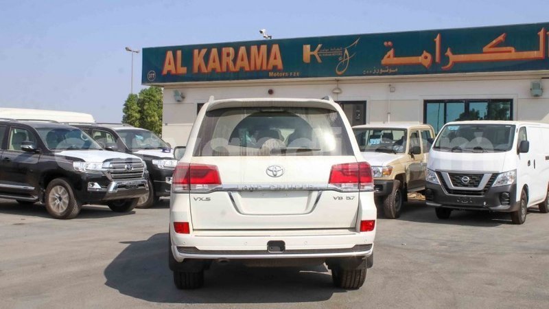 Big with watermark toyota land cruiser zambia import dubai 10656