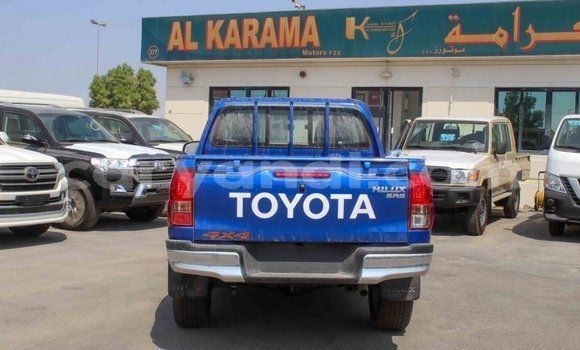 Acheter Import Voiture Toyota Hilux Bleu à Import - Dubai, Zambie Acheter Import Voiture Toyota Hilux Bleu à Import - Dubai, Zambie