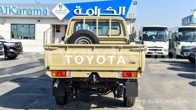 Big with watermark toyota land cruiser zambia import dubai 10664