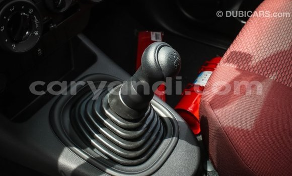 Acheter Import Voiture Toyota Hilux Blanc à Import - Dubai, Zambie Acheter Import Voiture Toyota Hilux Blanc à Import - Dubai, Zambie