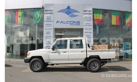 Buy Import Toyota Land Cruiser White Car in Import - Dubai in Zambia Buy Import Toyota Land Cruiser White Car in Import - Dubai in Zambia