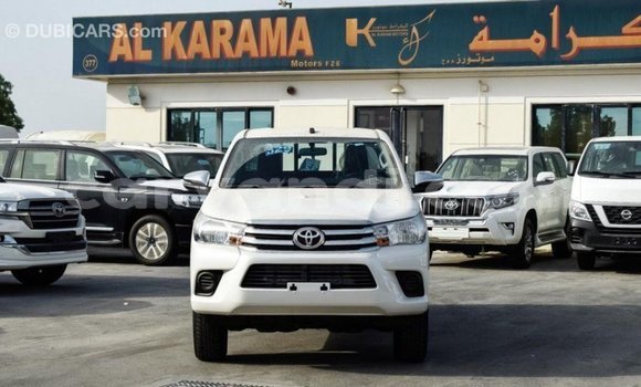 Acheter Import Voiture Toyota Hilux Blanc à Import - Dubai, Zambie Acheter Import Voiture Toyota Hilux Blanc à Import - Dubai, Zambie