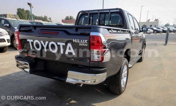 Acheter Import Voiture Toyota Hilux Noir à Import - Dubai, Zambie Acheter Import Voiture Toyota Hilux Noir à Import - Dubai, Zambie