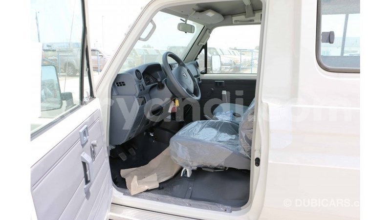 Big with watermark toyota land cruiser zambia import dubai 10702